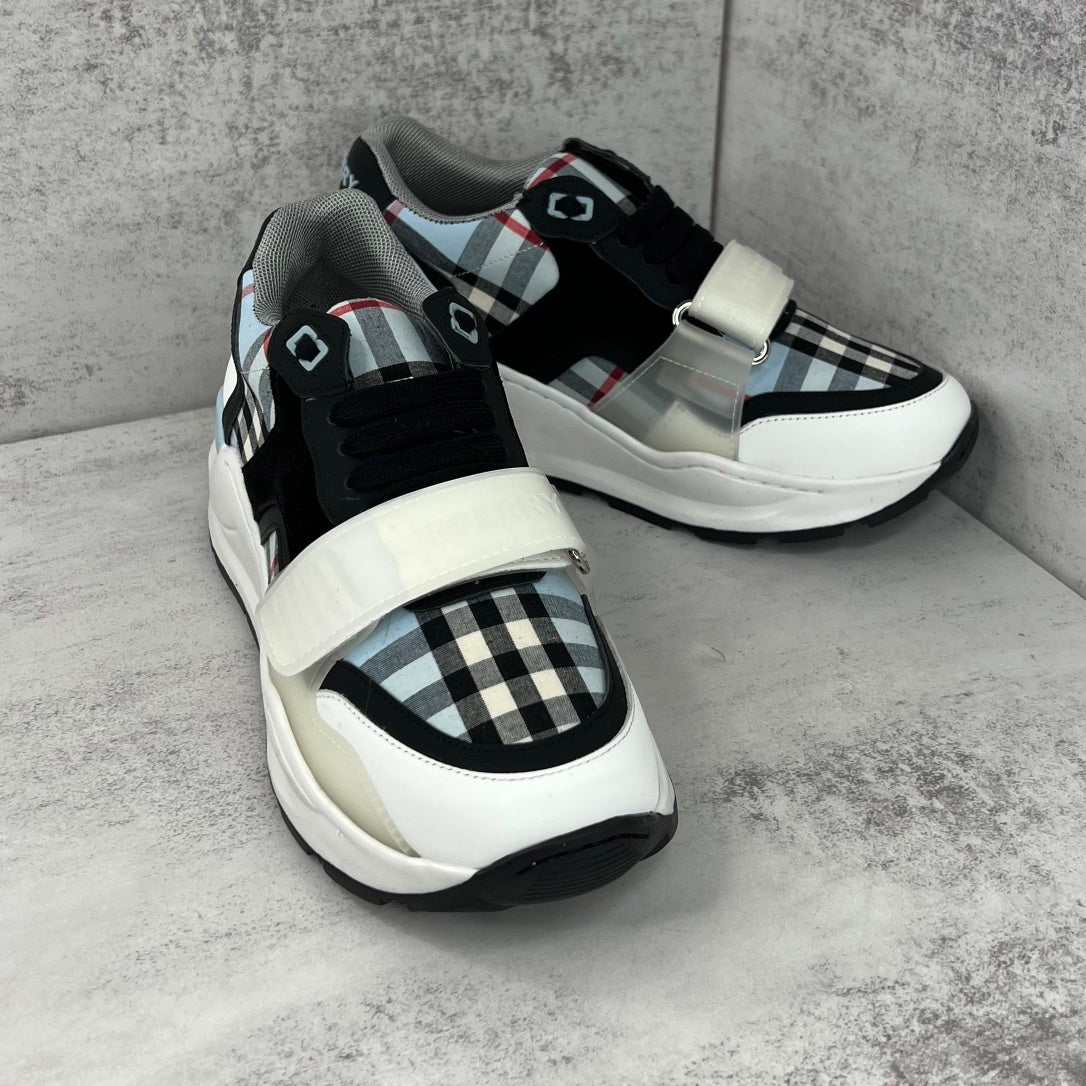 Burberry Ramsey "Blue-White-Black"