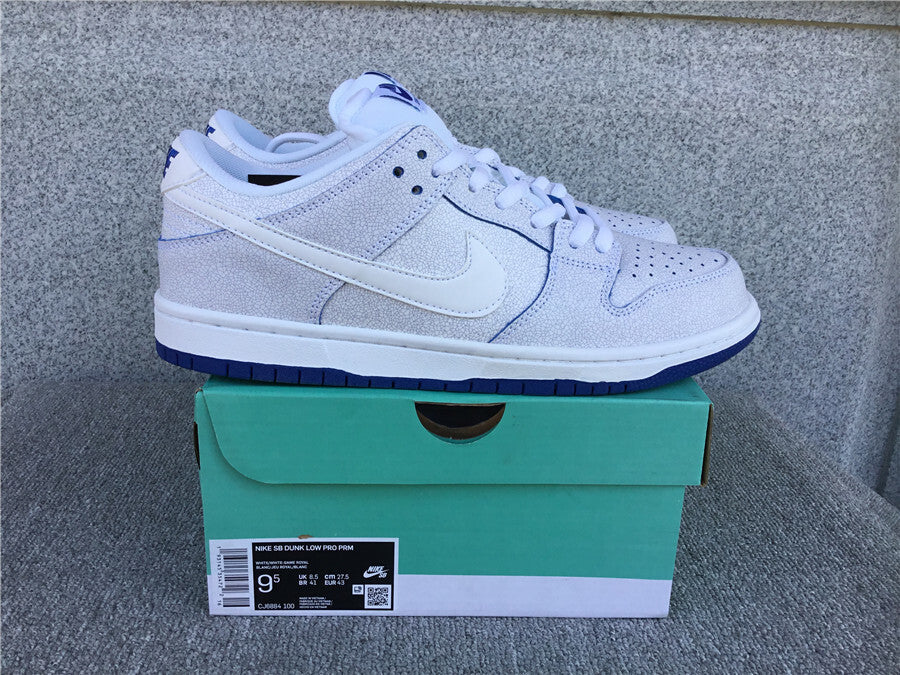 Nike SB Dunk Low Premium "Cracked Leather"