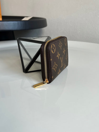 Louis Vuitton Zippy Coin Purse "Monogram Canvas"