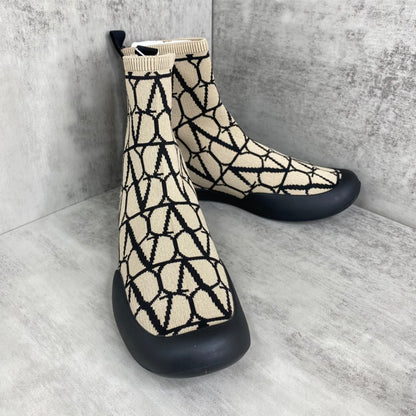 Valentino Garavani Cityshore "Beige-Black Monogram"