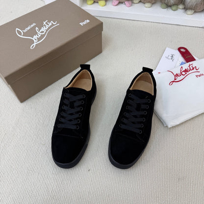 Chrisitan Louboutin Louis Junior Veau Velours "Black"