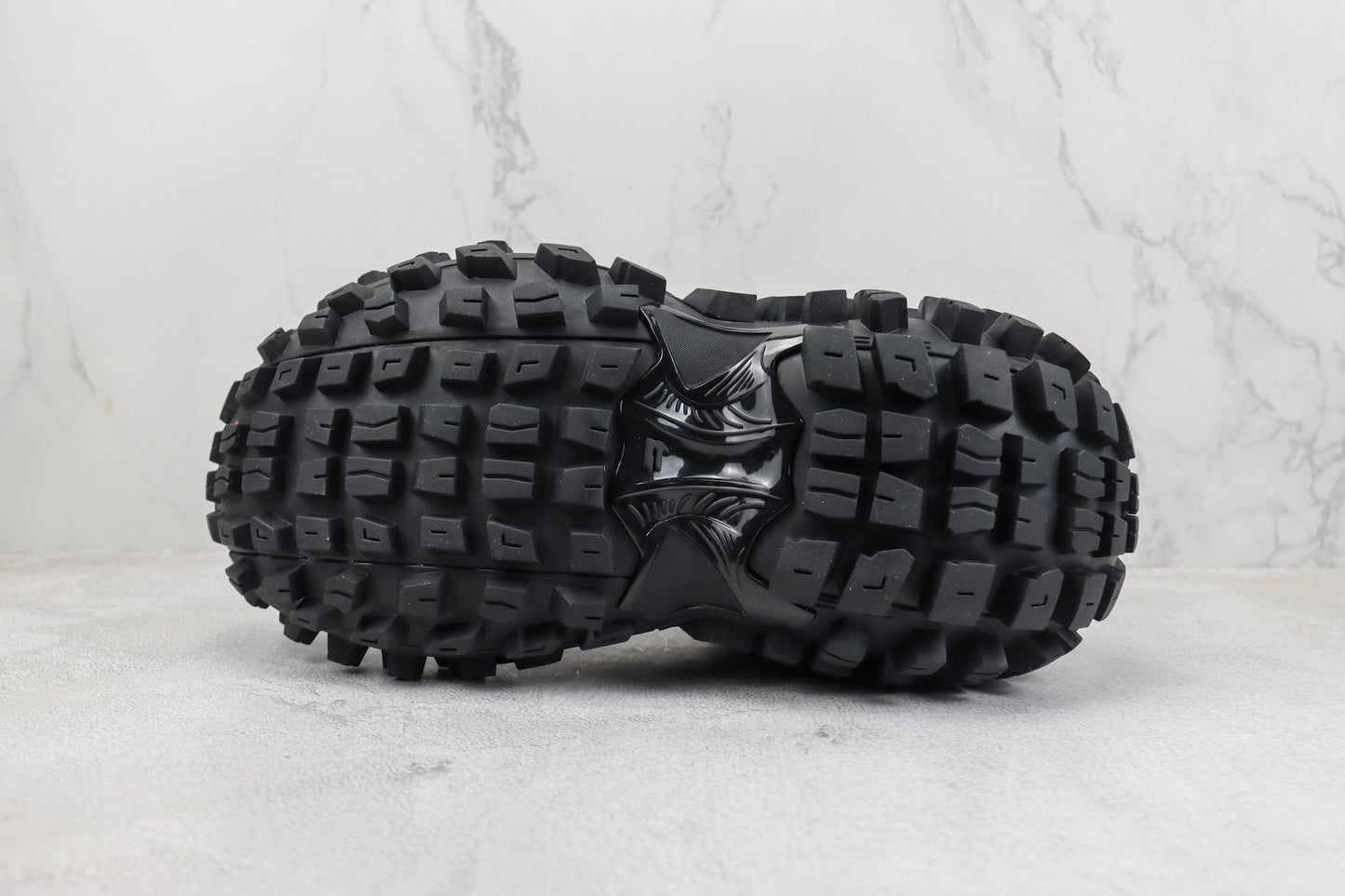 Balenciaga Bouncer "Black"