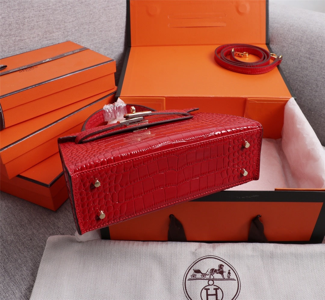Hermès Aligator Leather Mini Kelly 20