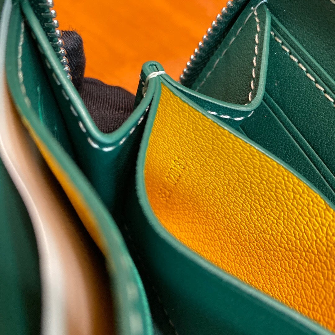 Goyard Matignon PM Wallet "Green"