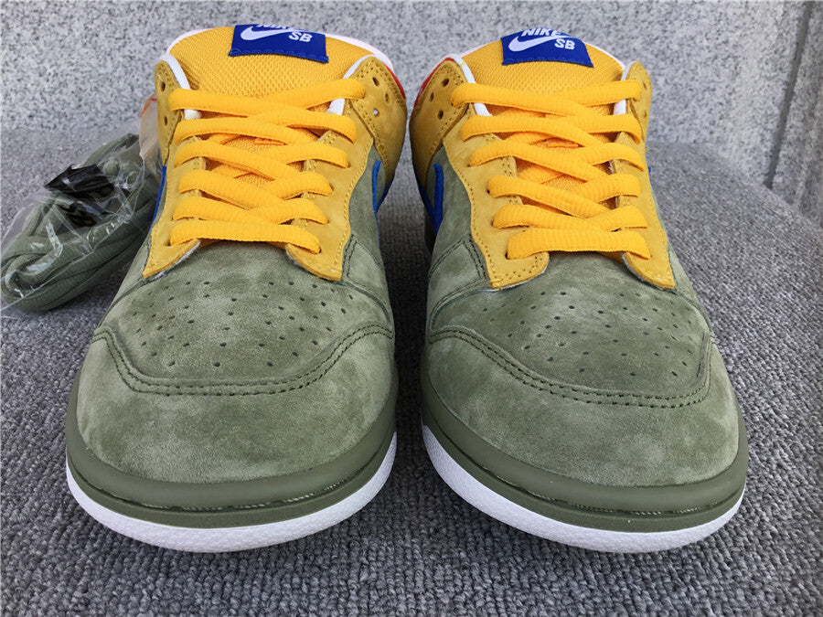 Nike SB Dunk Low "Puff N Stuff"