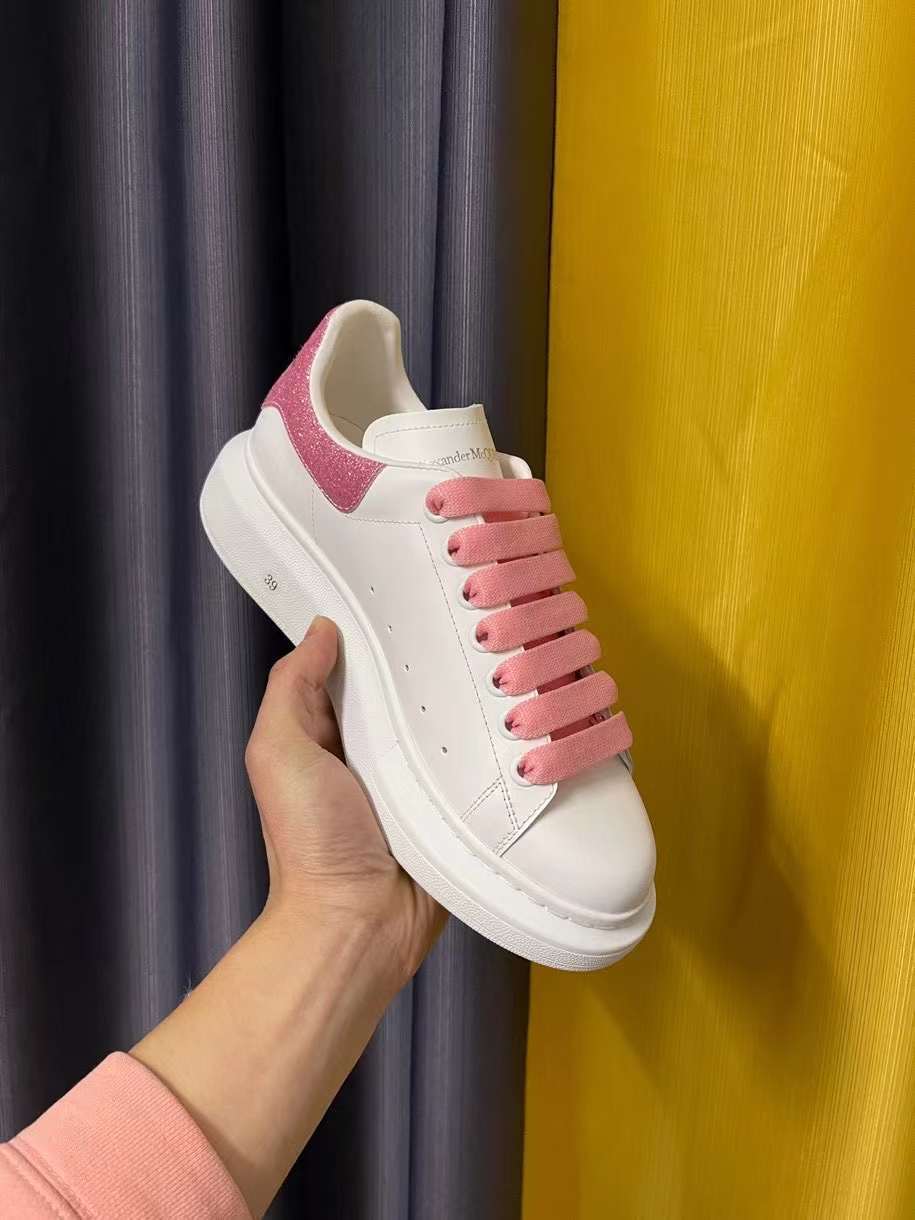 Alexander McQueen Oversized "White-Pink Glitter"