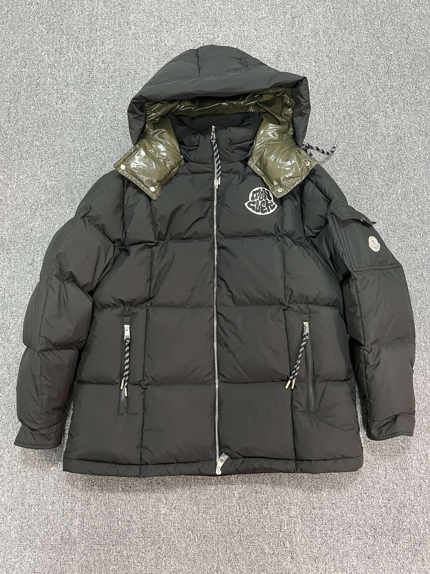 Moncler Mariveles Down Jacket "Black"