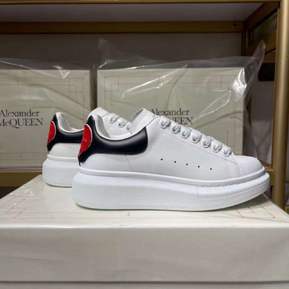 Alexander McQueen Oversized "White-Black Heart"
