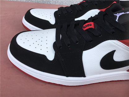 Air Jordan 1 Low "Black Toe"