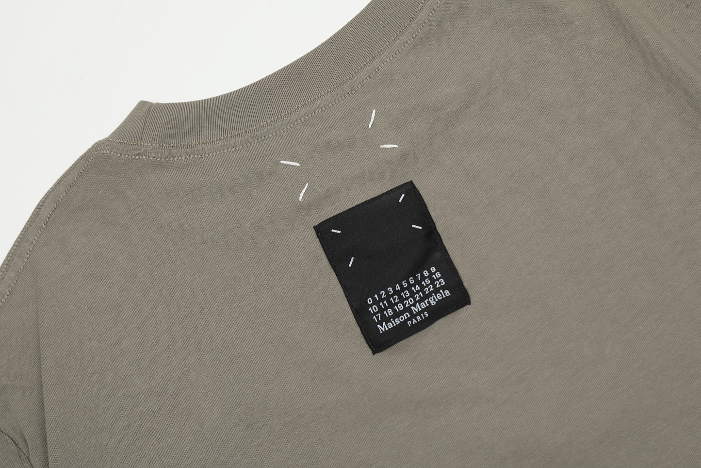 Maison Margiela T-Shirt "Taupe-Black"