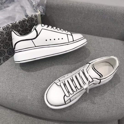 Alexander McQueen Oversized "White-Black Outline"