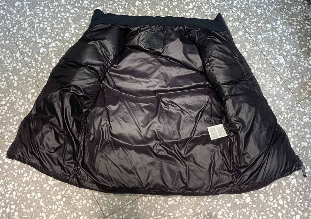 Moncler Tago Down Gilet "Black"
