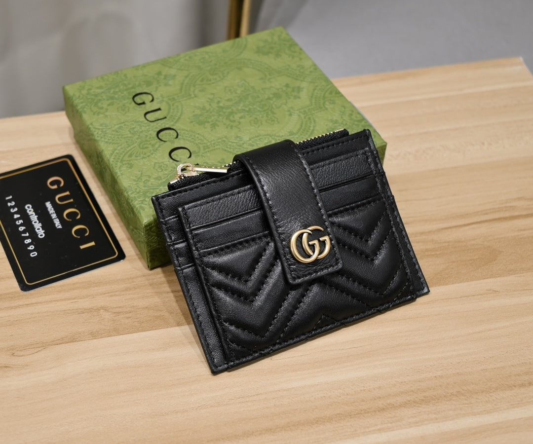 Gucci GG Closure Small Wallet