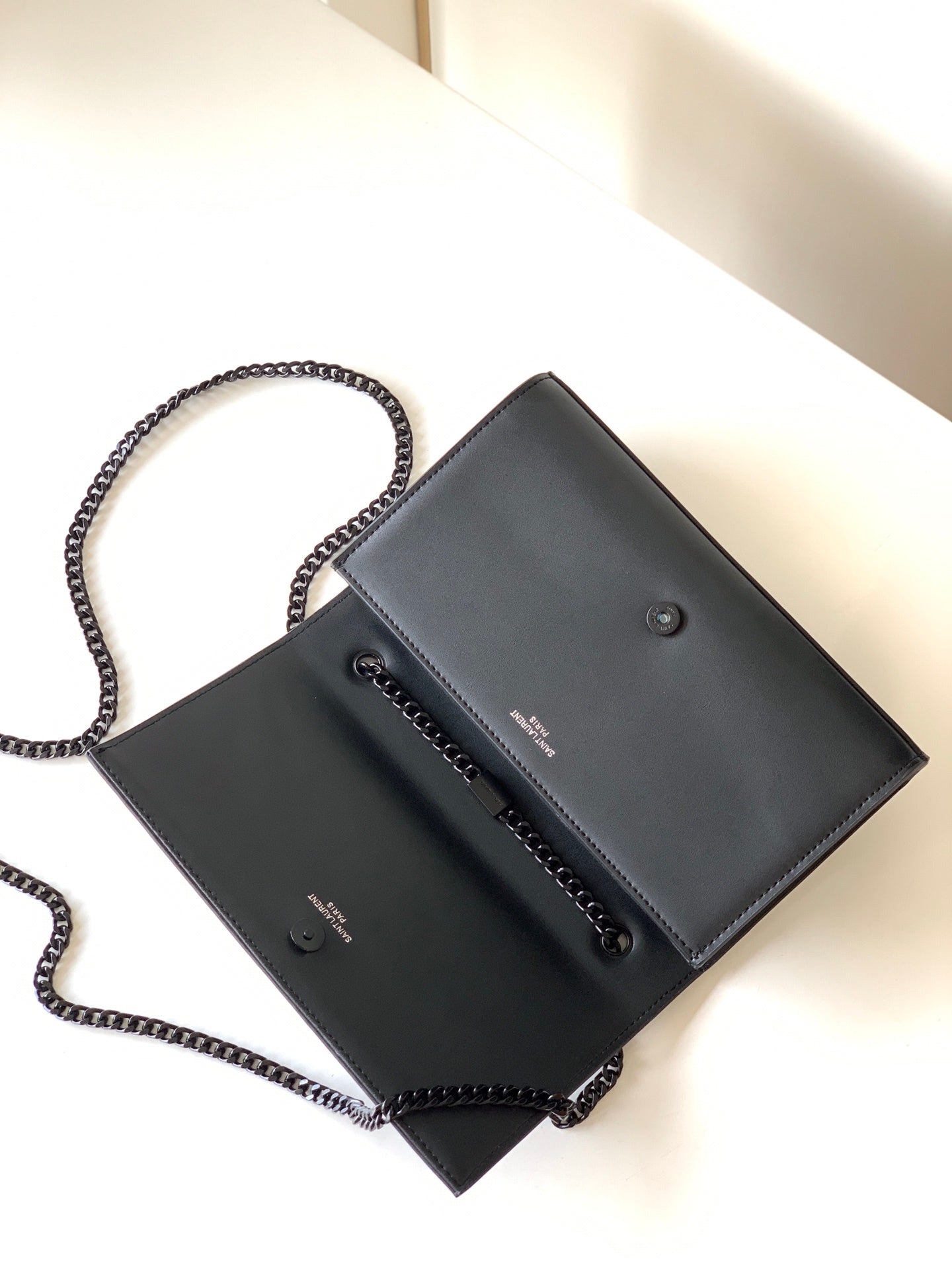 Saint Laurent Kate Medium in Smooth Leather
