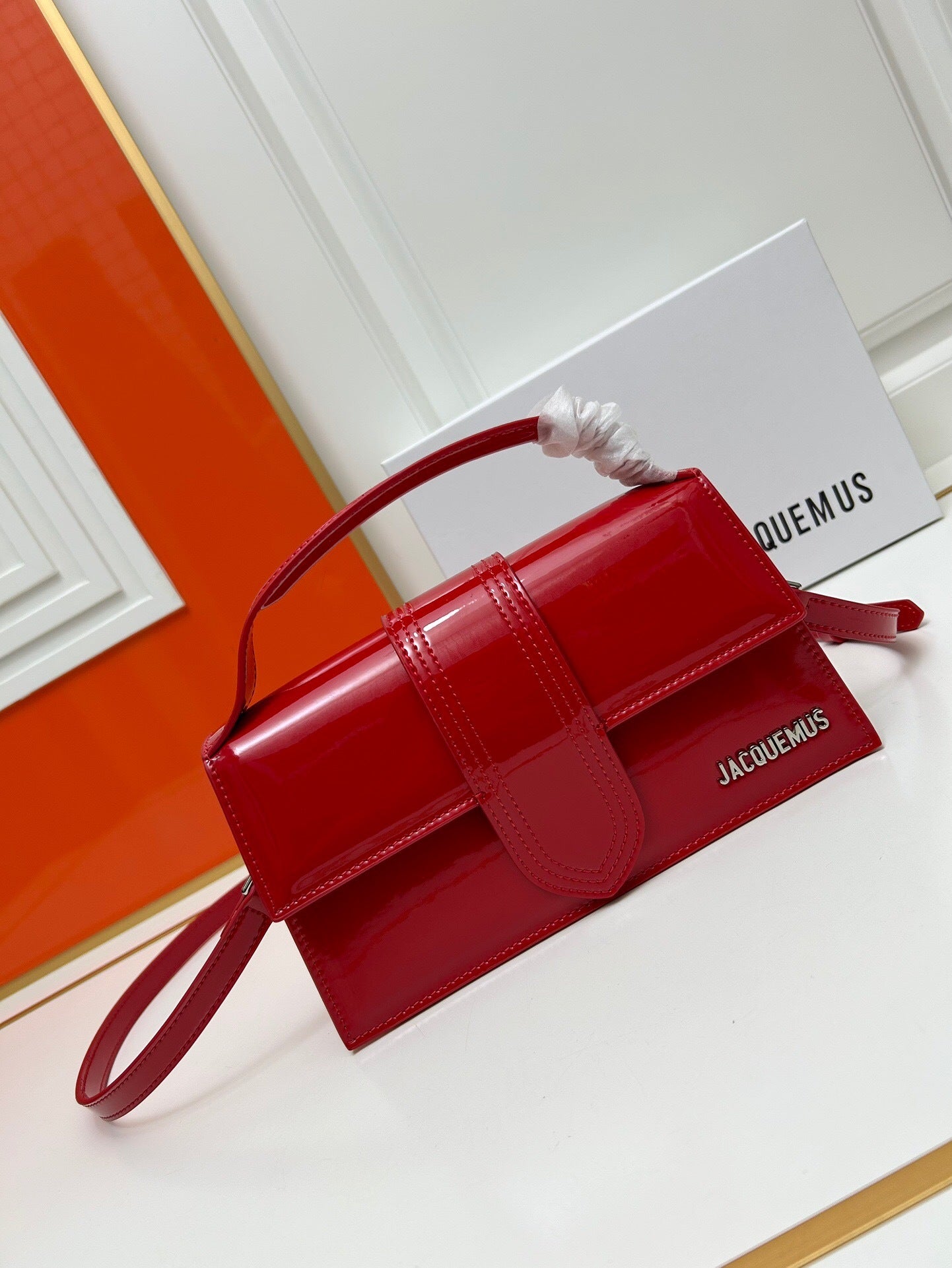 Jacquemus Le Grand Bambino