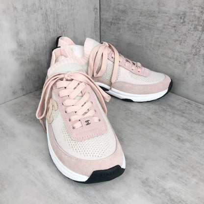 Chanel Interlocking CC "Beige-Pink"