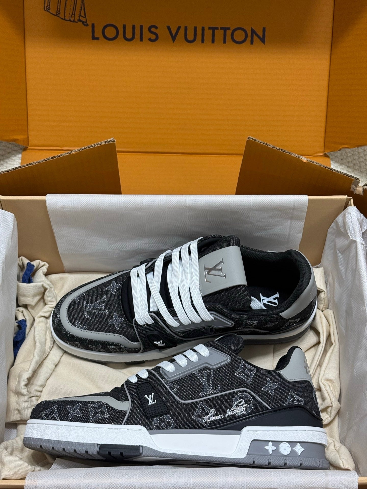 Louis Vuitton LV Trainers "Grey-Black Denim"