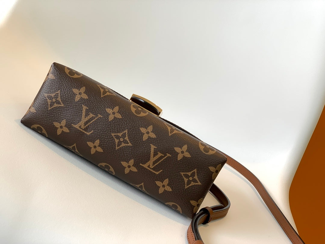 Louis Vuitton Locky BB