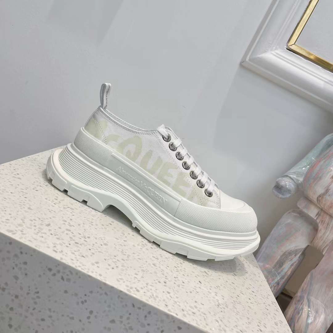 Alexander Mcqueen Tread Slick Low "Graffiti White-Silver"