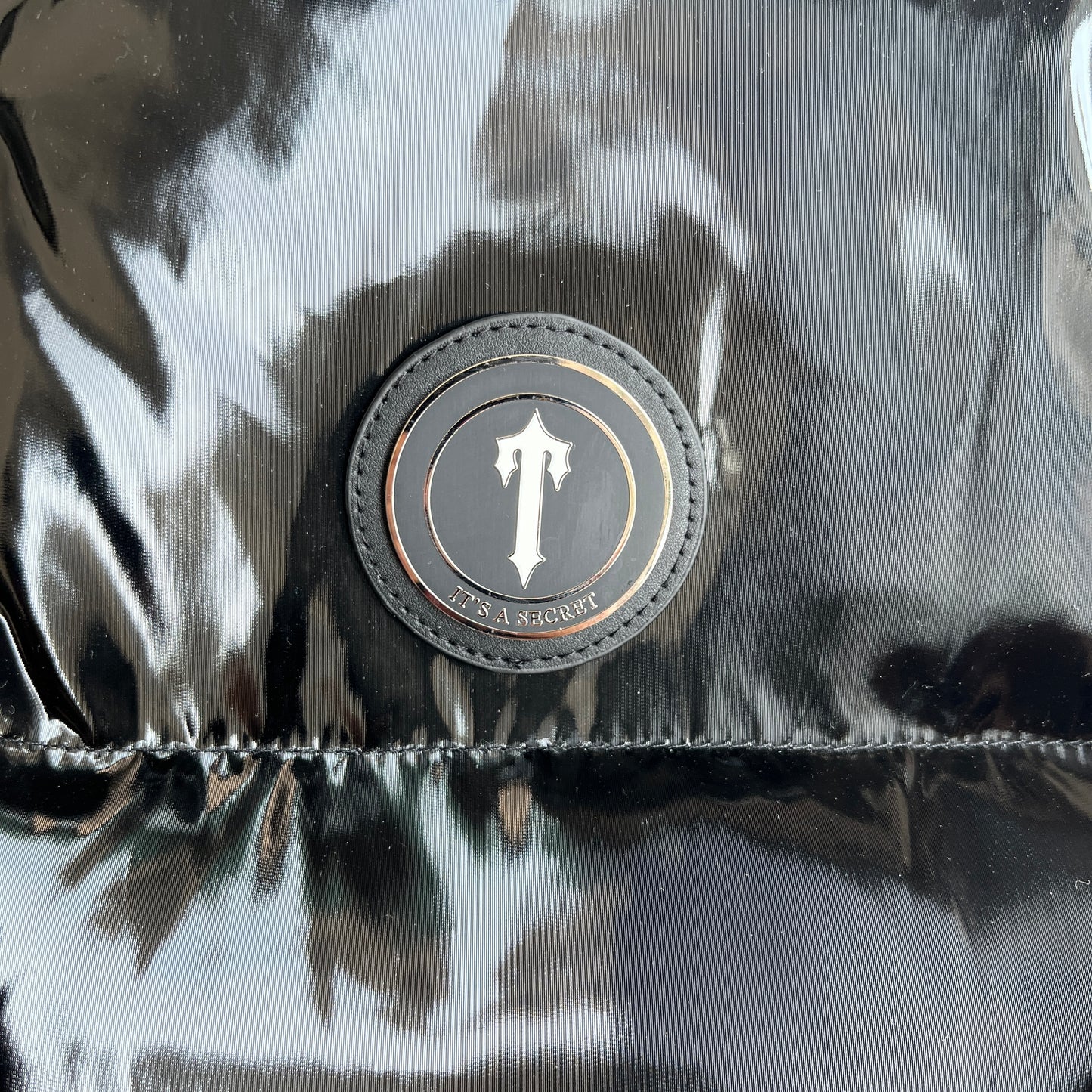 Trapstar Short Irongate Down Jacket "Shiny Black"
