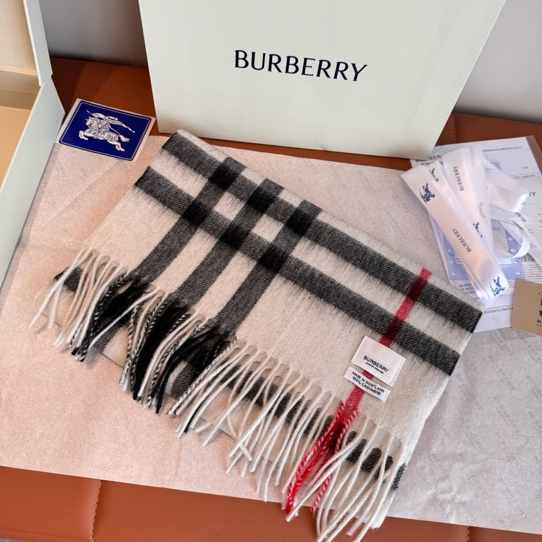 Burberry Cashmere Scarf "Beige-Black"
