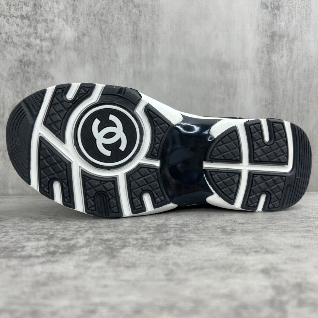 Chanel 22A "Grey-Brown-Black"