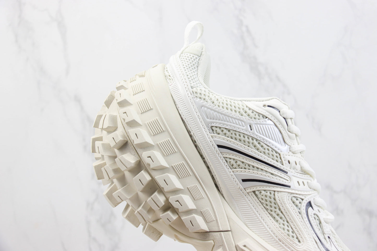 Balenciaga Bouncer "Beige"