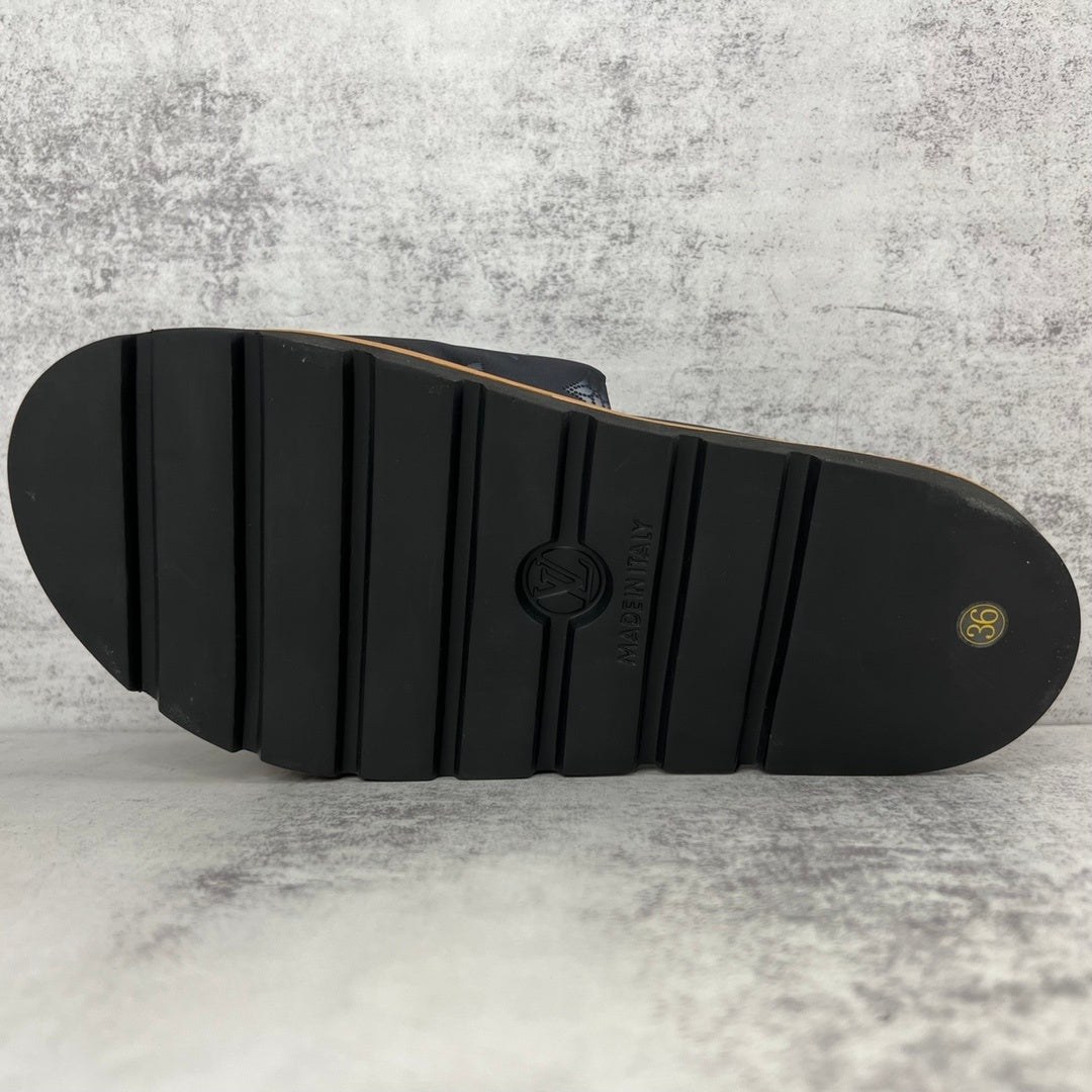 Louis Vuitton Slides "Black-Brown"