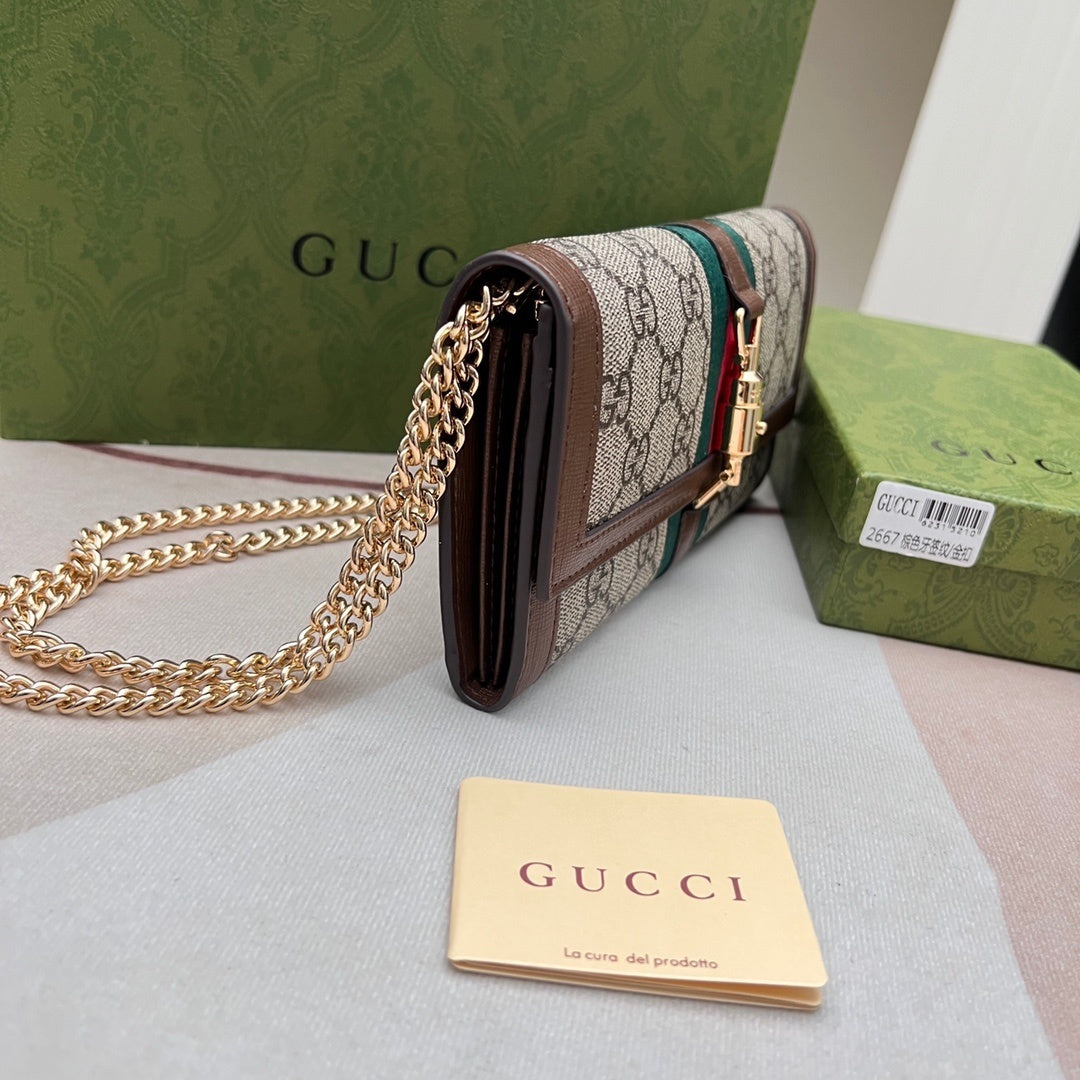 Gucci Jackie 1961 GG Continental Chain Wallet