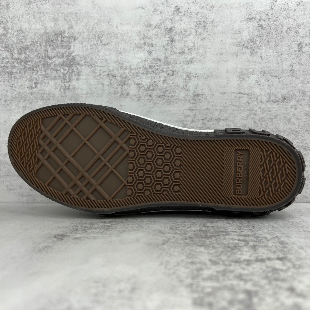 Burberry Gabardine "Birch Brown"