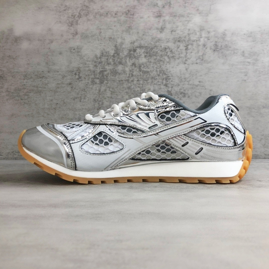 Bottega Veneta Orbit "White-Silver"