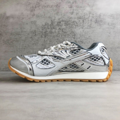 Bottega Veneta Orbit "White-Silver"