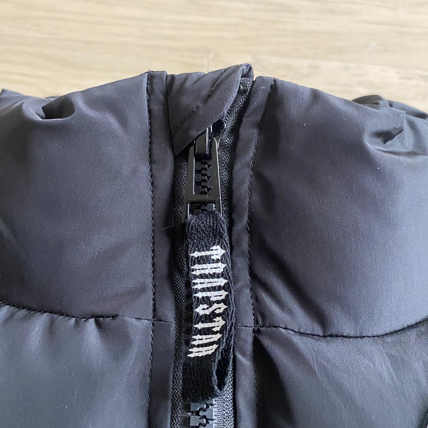 Trapstar Irongate Down Vest "Black"