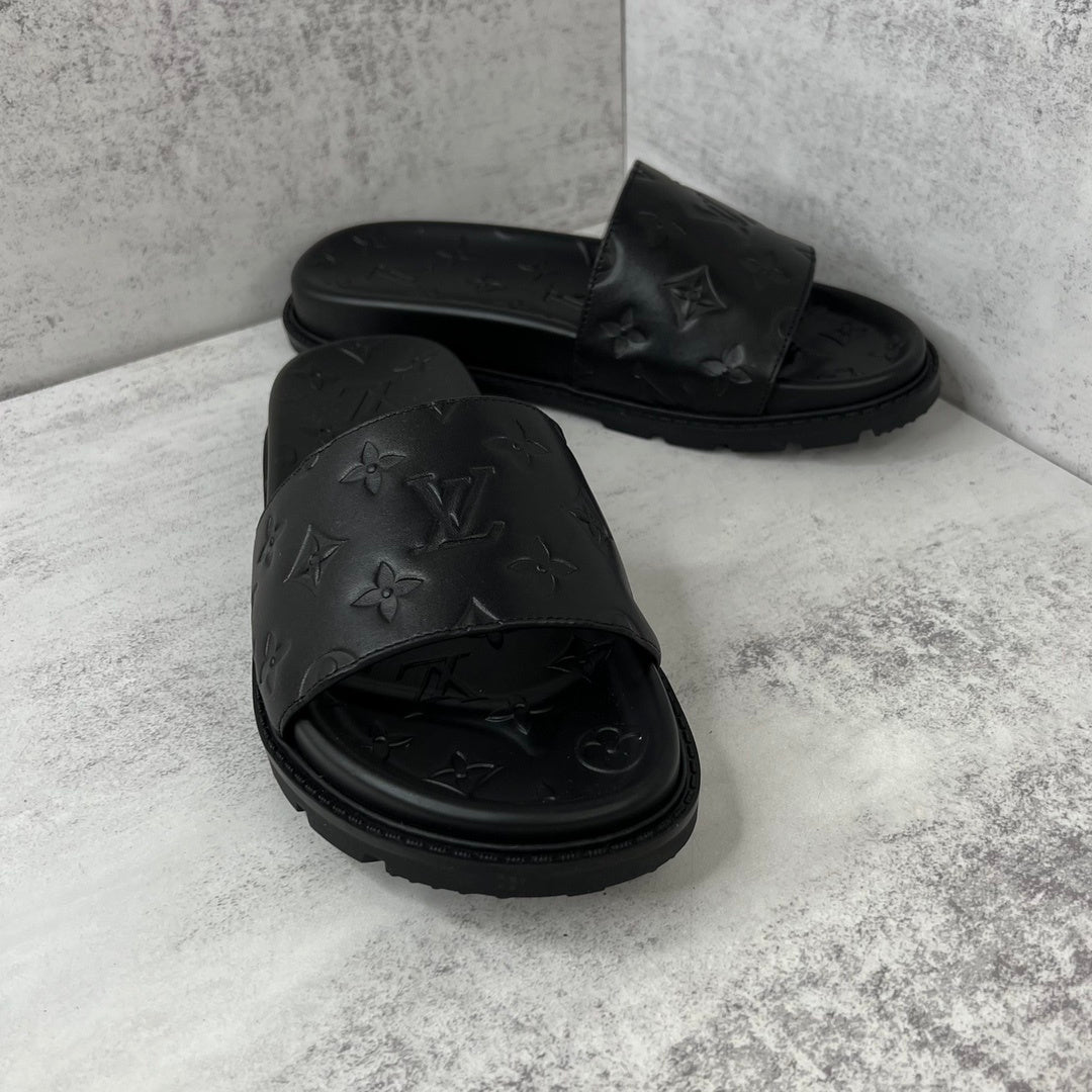 Louis Vuitton Slides "Black"