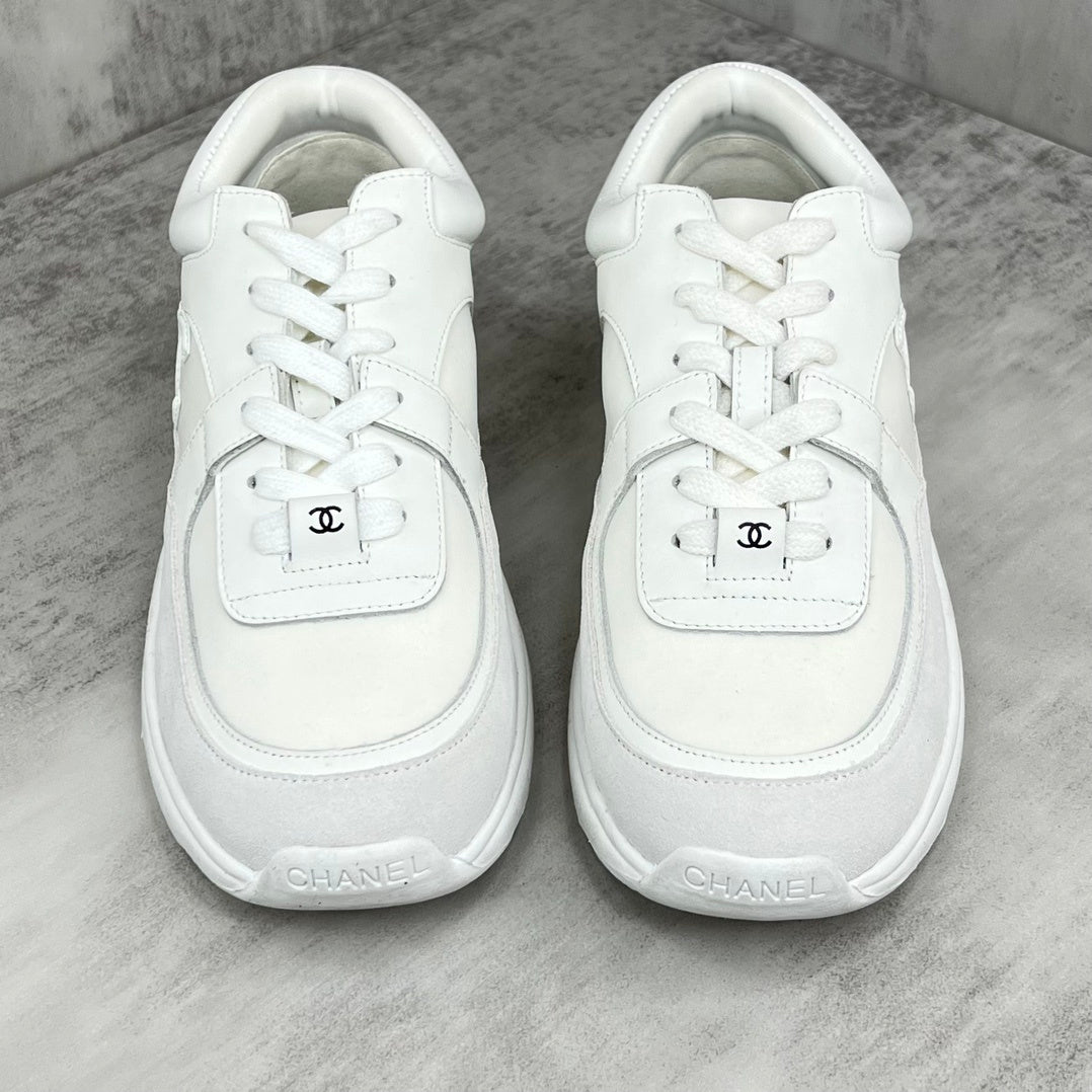 Chanel 22A "White-Grey"