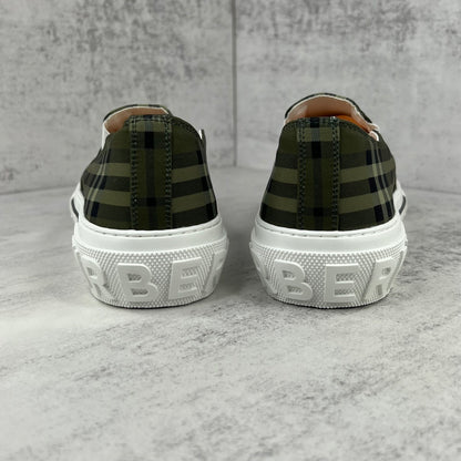 Burberry Slip-On "Green"