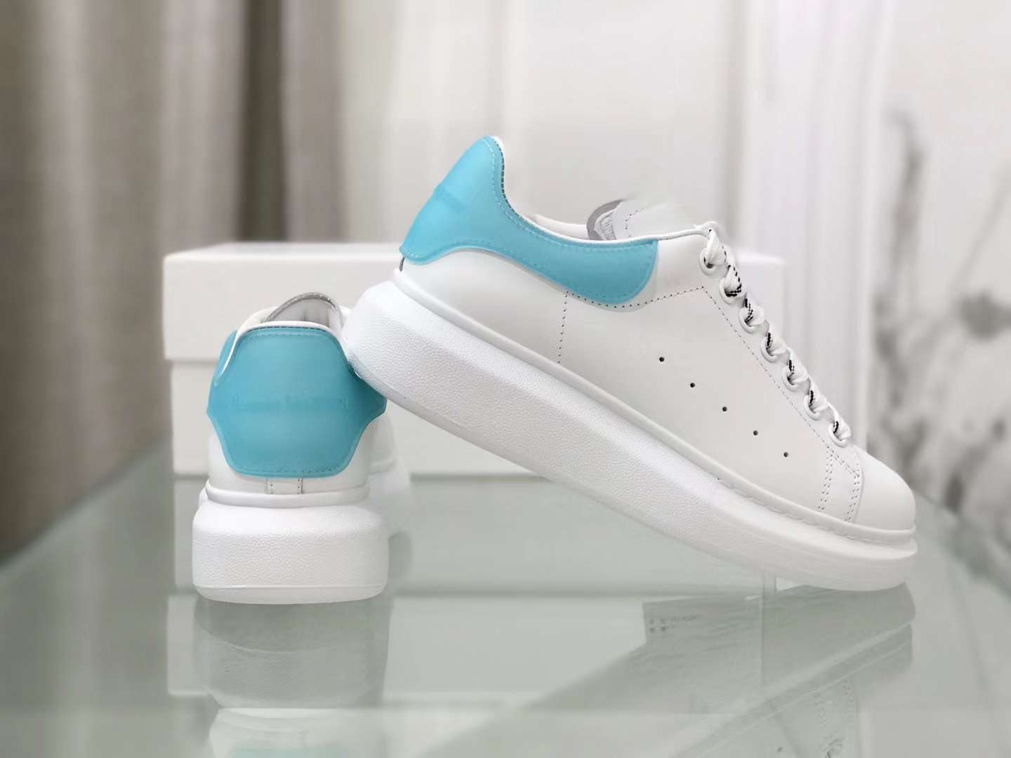 Alexander McQueen Oversized "White-Blue"