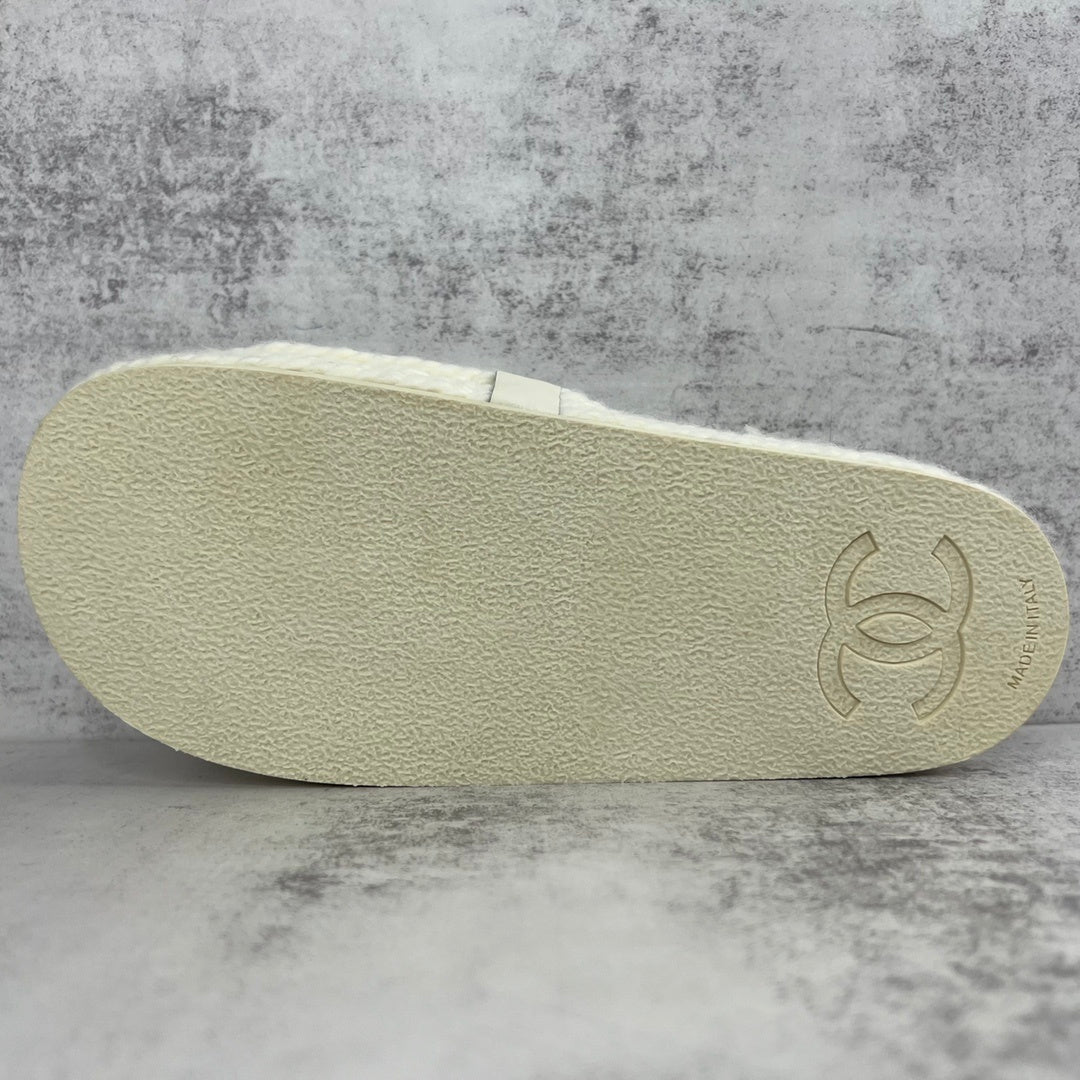 Chanel Slides "White-Silver"