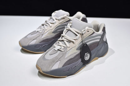 Yeezy 700 V2 "Tephra"