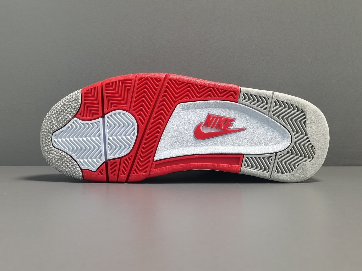 Air Jordan 4 Retro "Fire Red"