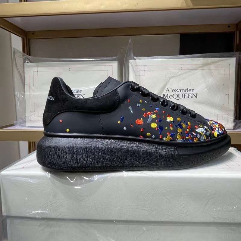 Alexander McQueen Oversized "Black Paint-Embroidery"
