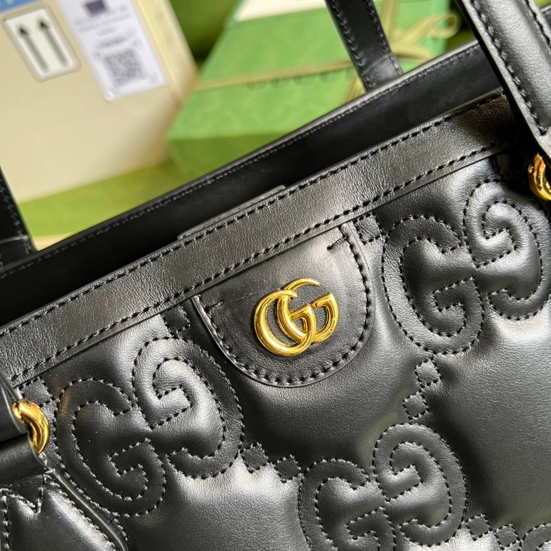 Gucci GG Matelassé Medium Tote