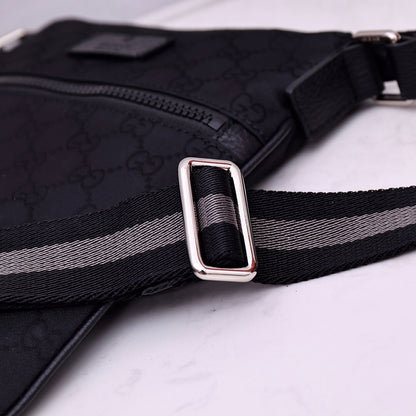Gucci GG Messenger Bag