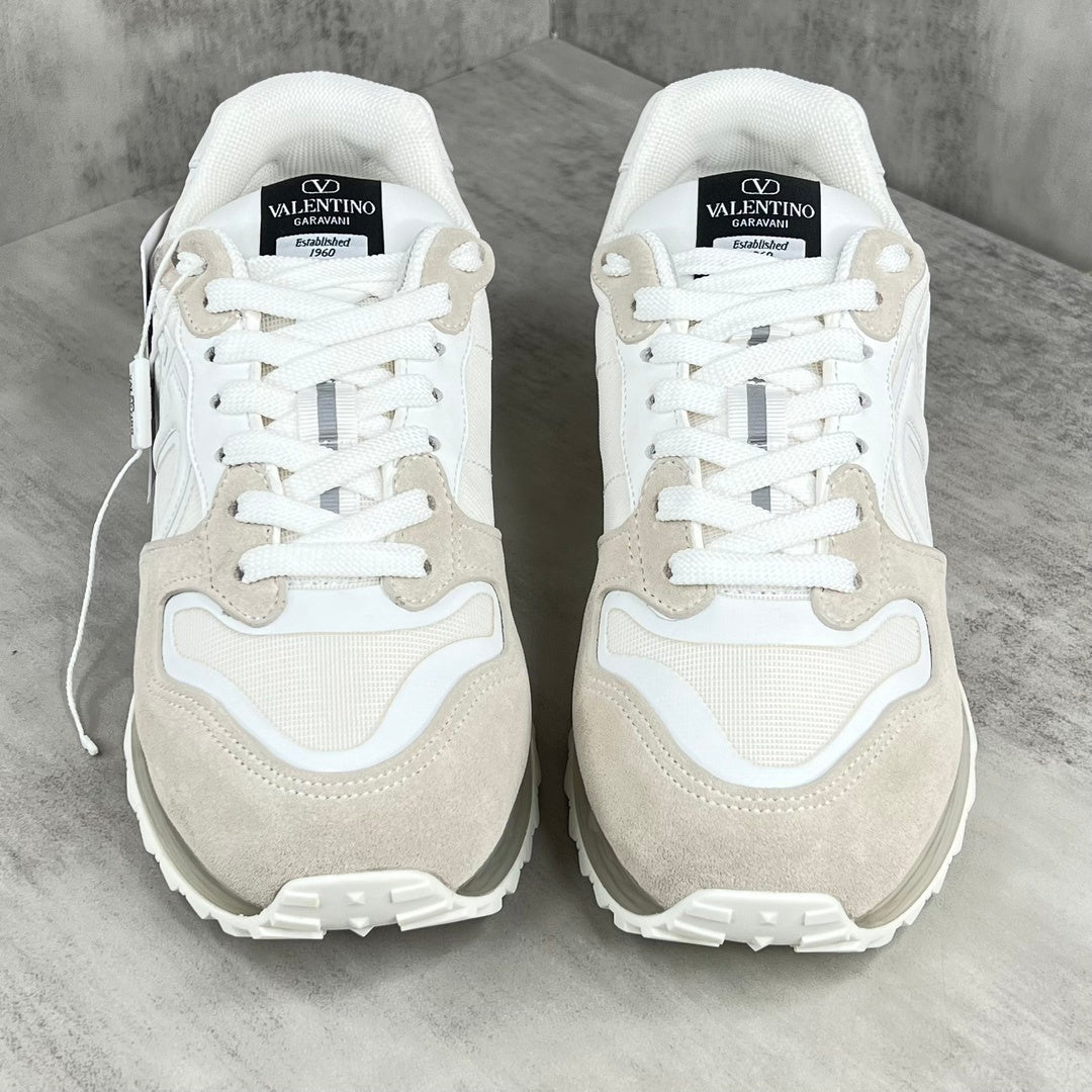 Valentino Garavani V-Logo "White-Beige"