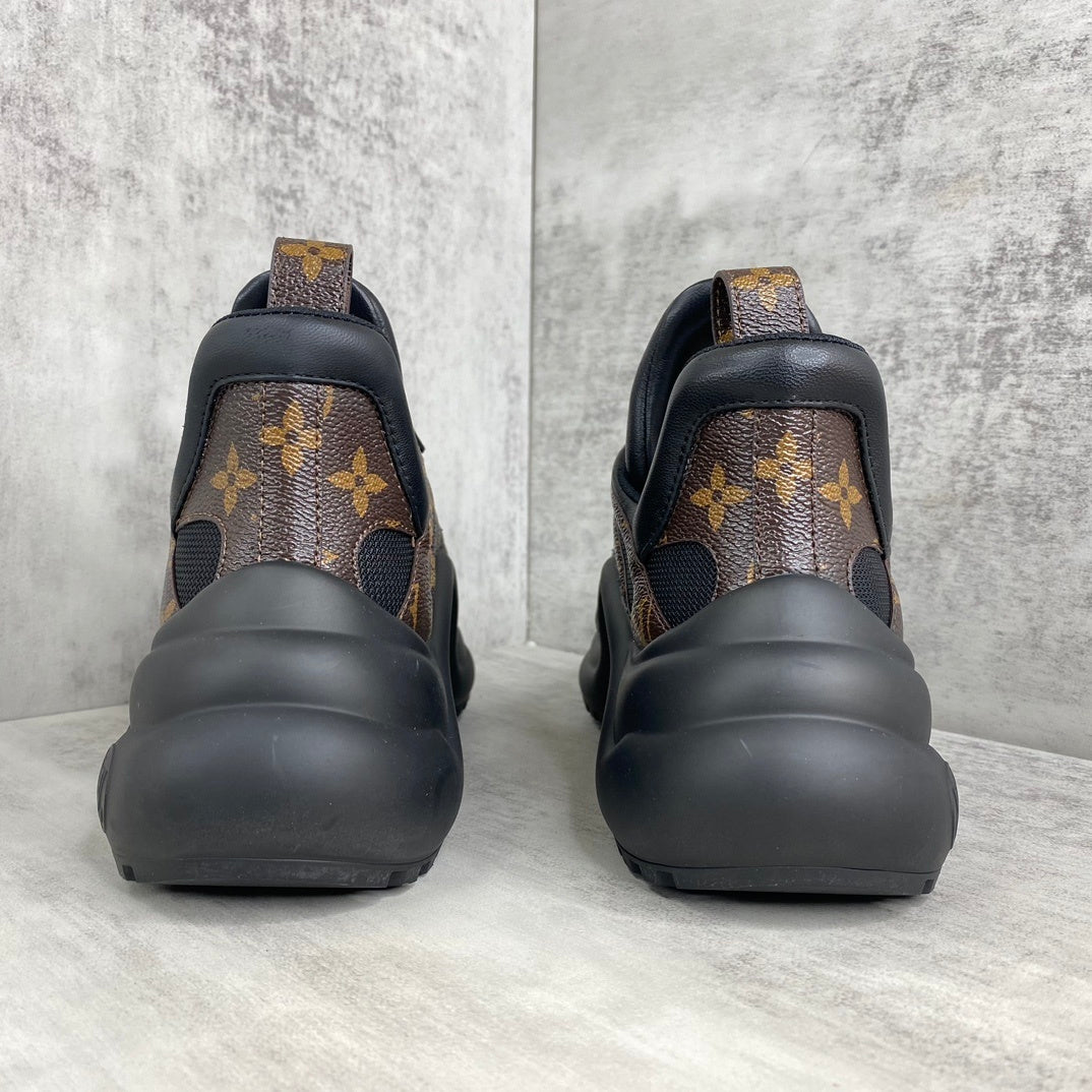Louis Vuitton Arklight "Black-Brown"
