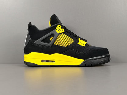Air Jordan 4 Retro "Thunder"