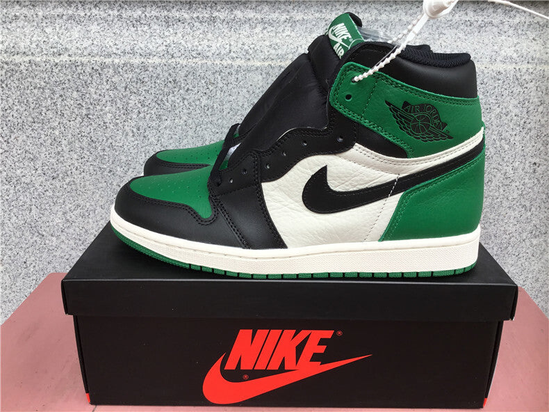 Air Jordan 1 Retro High OG "Pine Green"