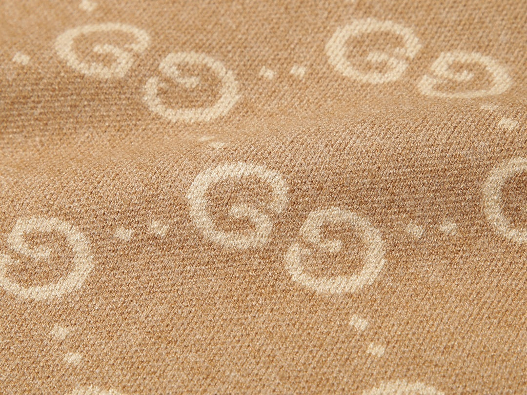 Gucci Sweater "Beige"