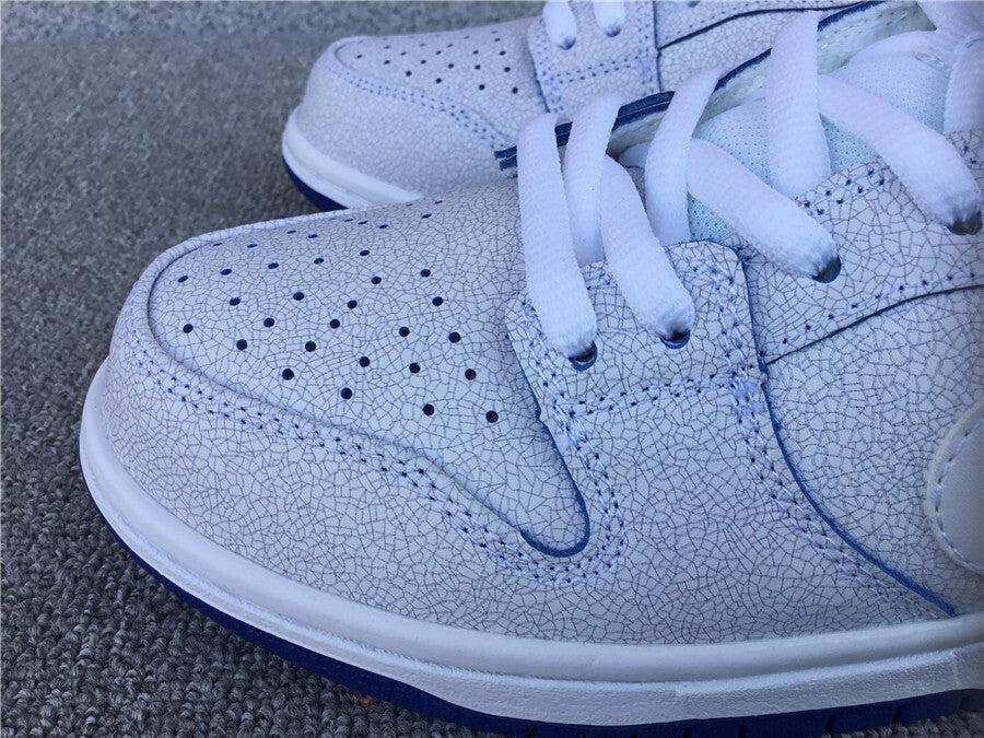 Nike SB Dunk Low Premium "Cracked Leather"