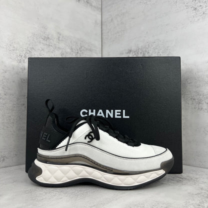 Chanel 22B "White-Grey-Black"